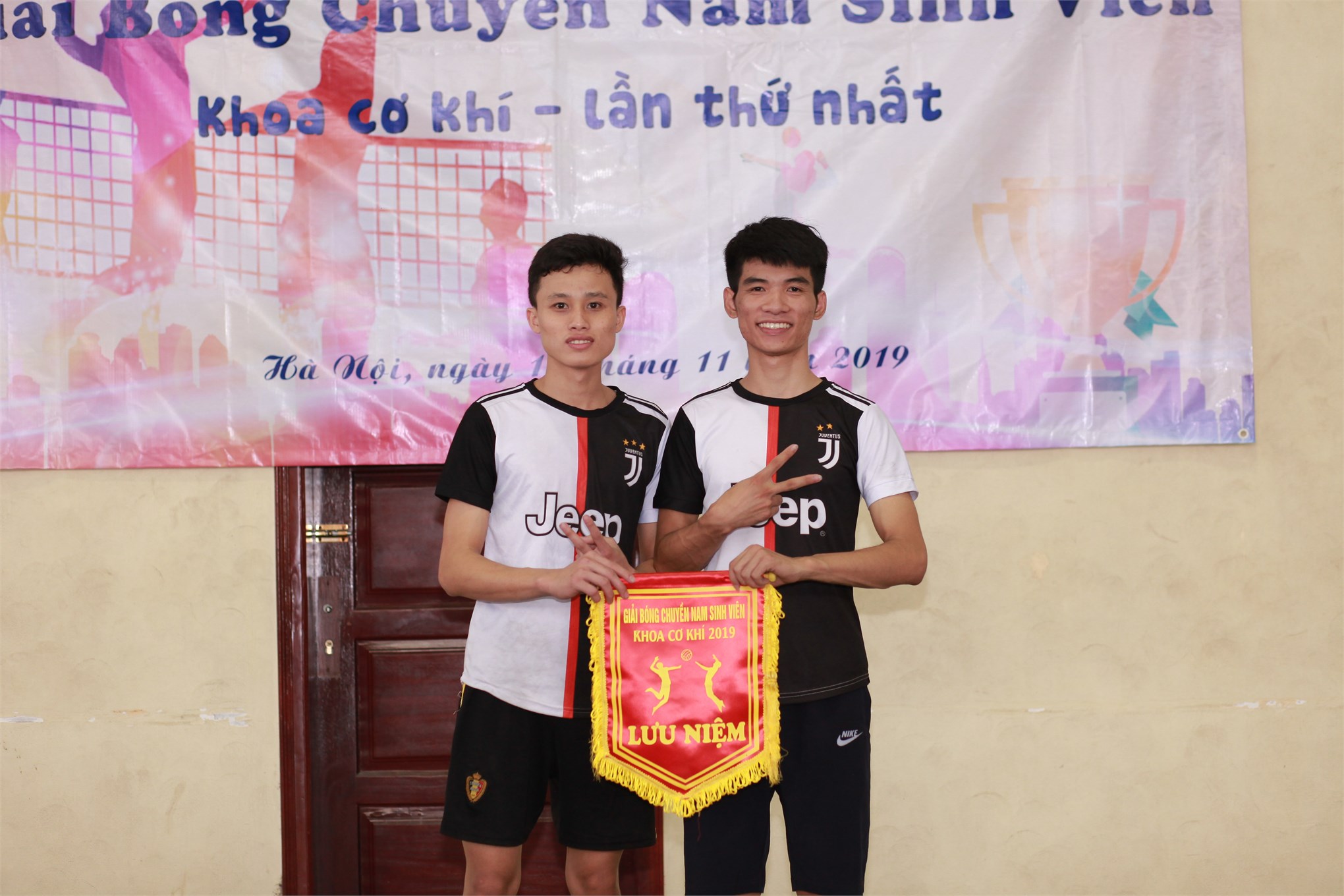 Đội 3 giành giải nhất Giải bóng chuyền sinh viên khoa Cơ khí năm 2019