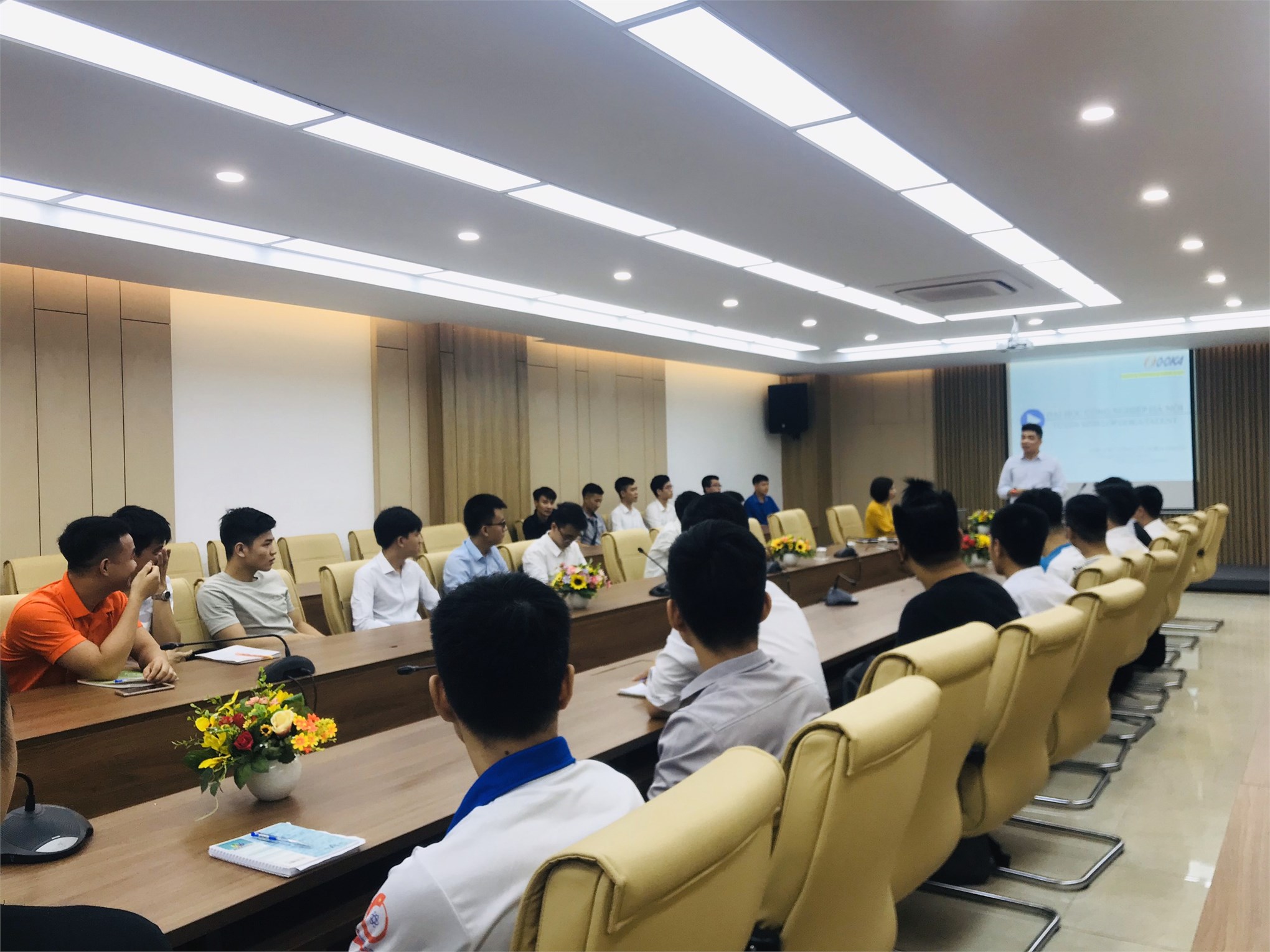 Hội thảo giới thiệu chương trình tuyển sinh lớp kỹ sư tài năng của công ty O-OKA GIKEN Nhật Bản dành cho sinh viên trình độ đại học khóa 12 - Khoa Cơ khí