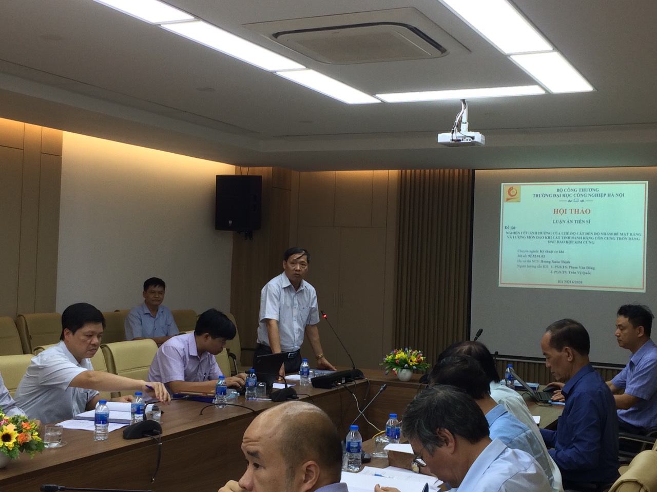 Hội thảo luận án Tiến sĩ cho NCS Hoàng Xuân Thịnh - Chuyên ngành Kỹ thuật cơ khí