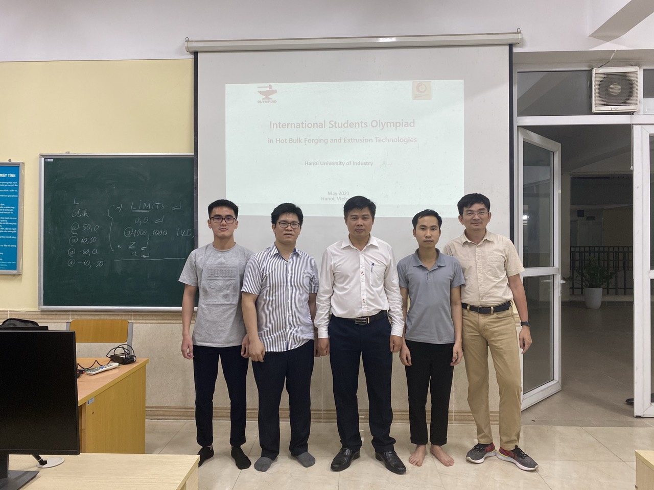 Sinh viên Lê Hồng Vỹ - Khoa Cơ khí xuất sắc giành giải ba cuộc thi Olympiad Quốc tế về công nghệ dập nóng và đùn nhôm