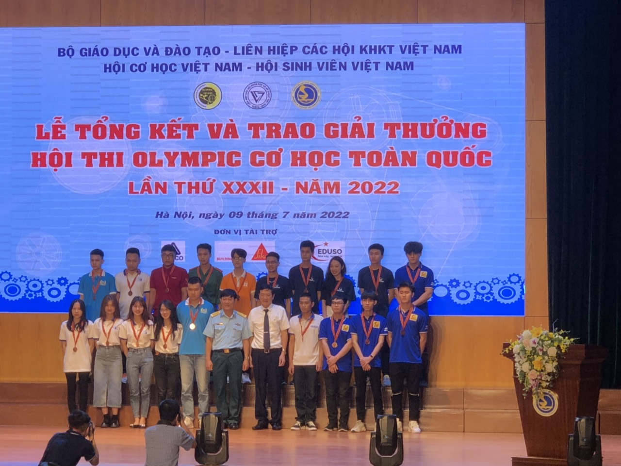Đại học Công nghiệp Hà Nội đạt 18 giải cá nhân và 2 giải đồng đội tại Olympic Cơ học toàn quốc lần thứ 32