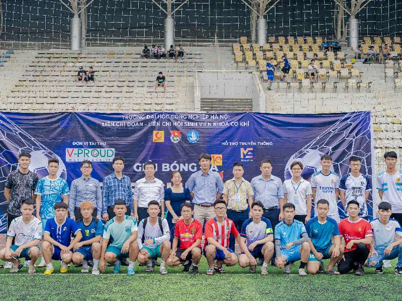 Khai mạc "Giải bóng đá nam sinh viên khoa Cơ khí - FME Cup 2022"